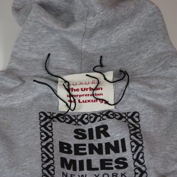 THE PREMIUM Hoody - Picture 8 of 13